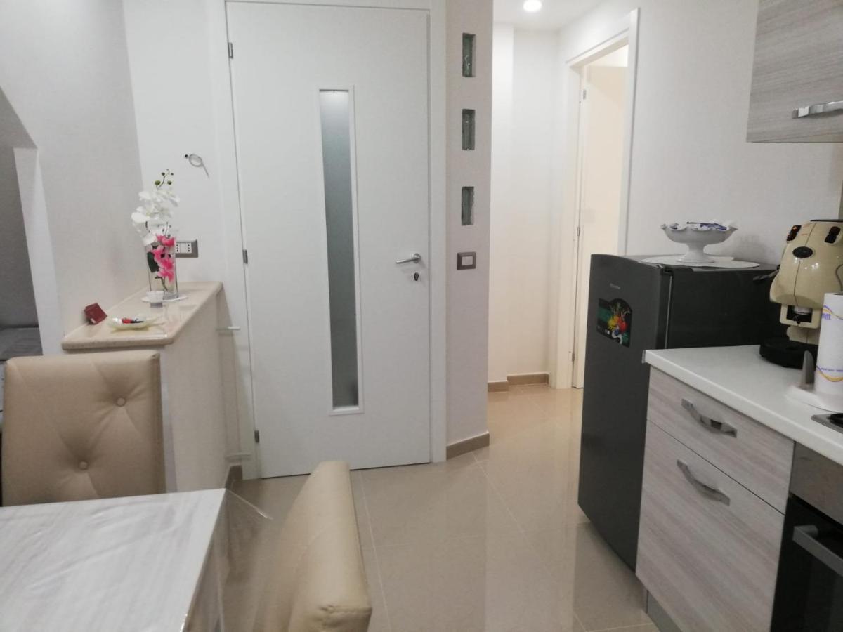 B&B Oplonti Resort Torre Annunziata Εξωτερικό φωτογραφία
